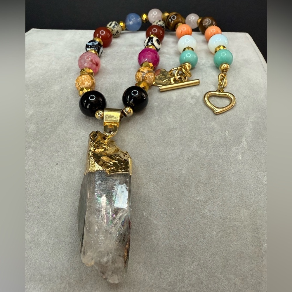 Boho crystal necklace with garden quartz pendant - Picture 3 of 10
